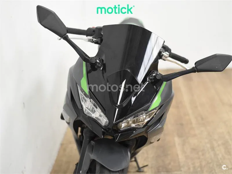 Kawasaki Ninja 650 - Vista 10