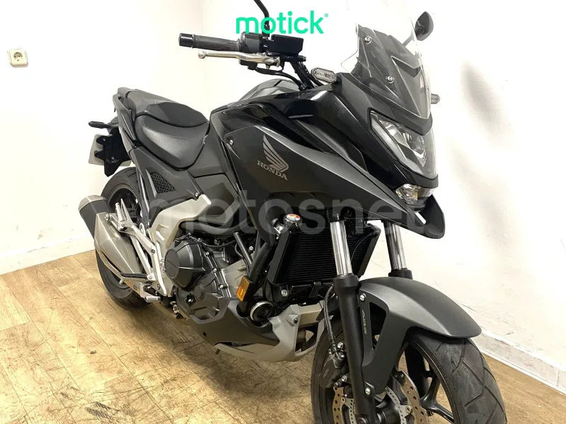 Honda NC750X - Vista 10
