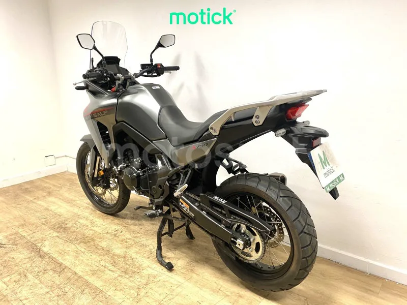 Honda XL750 Transalp - Vista 10