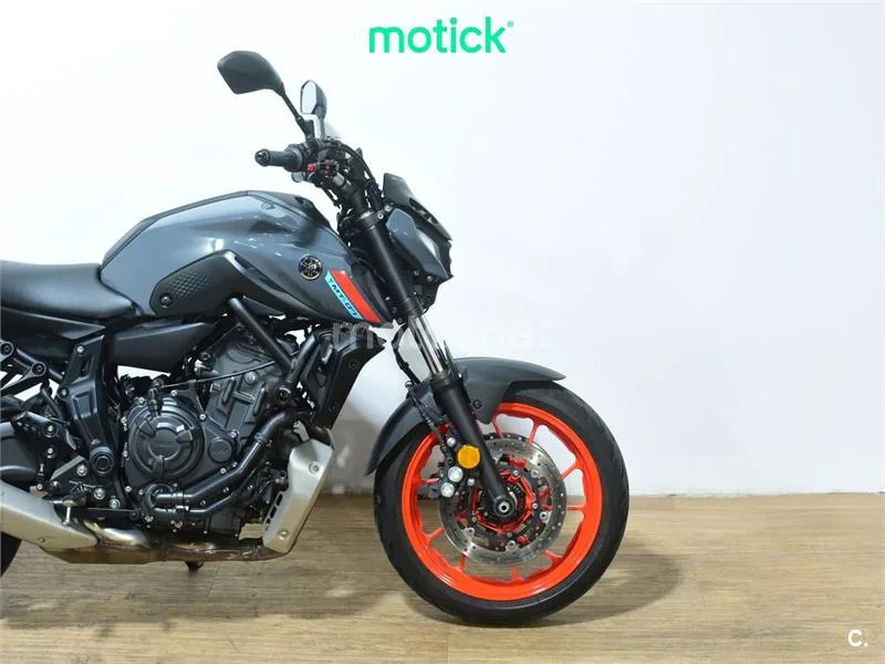 Yamaha MT-07 - Vista 4