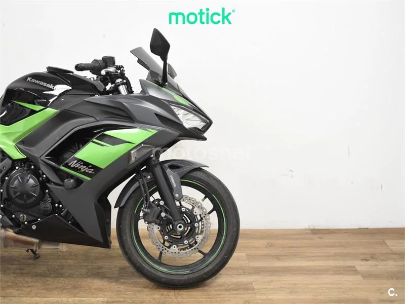 Kawasaki Ninja 650 - Vista 4