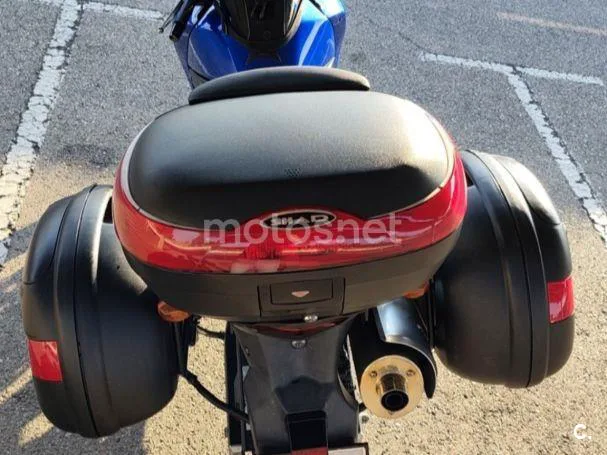 Suzuki V-Strom 650 - Vista 4