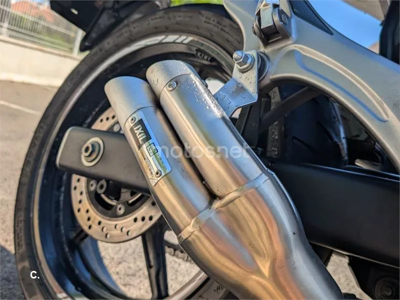 Suzuki Gladius 650 - Vista 5