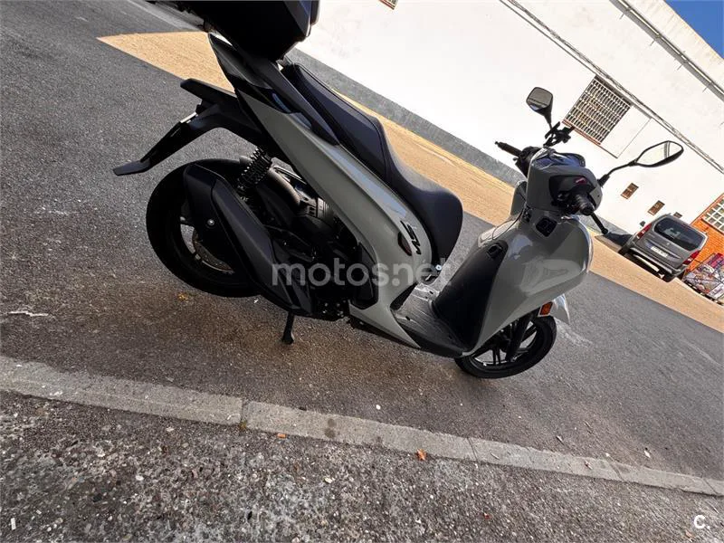 Honda SH350i - Vista 3