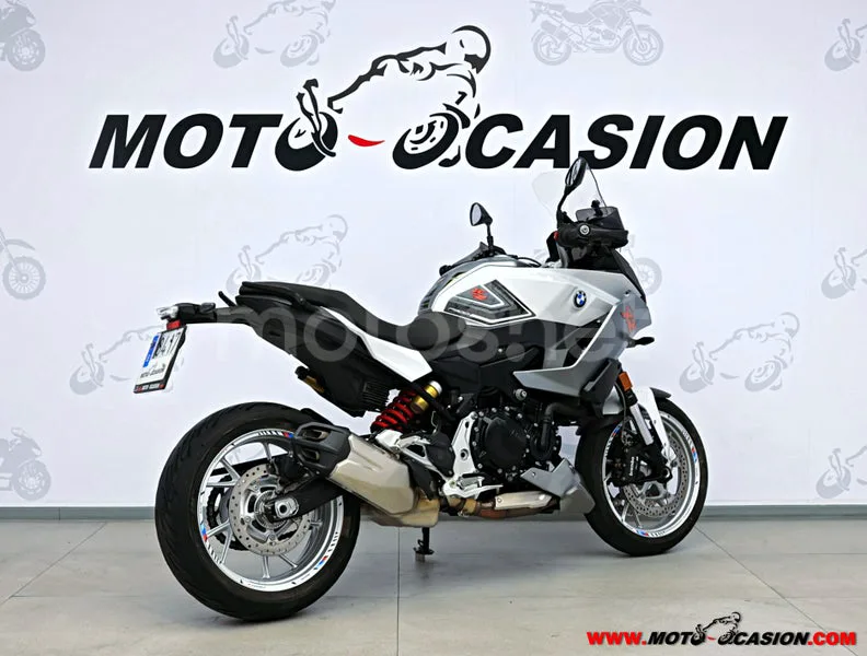 BMW F 900 XR - Vista 3