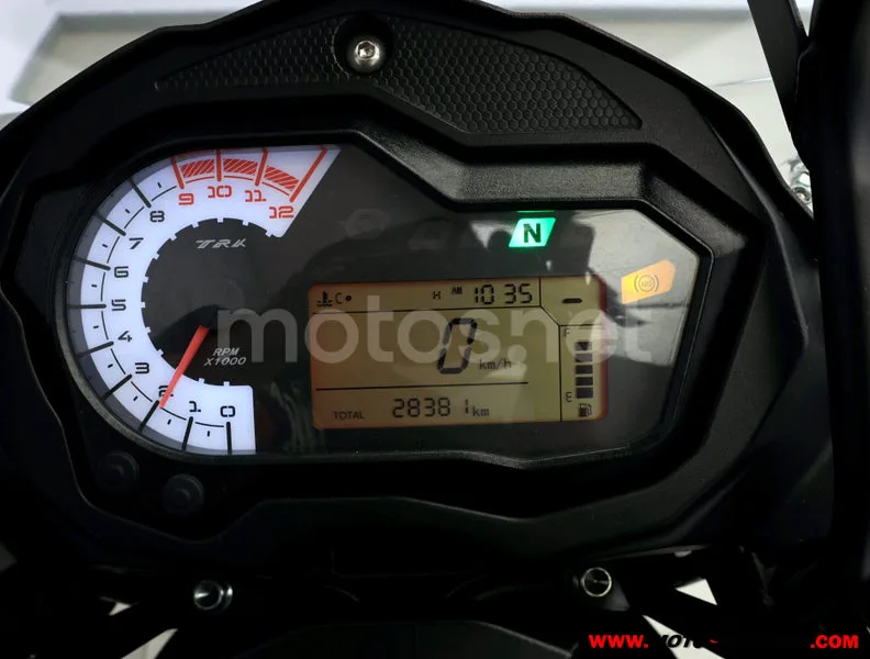 Benelli TRK 502 - Vista 6