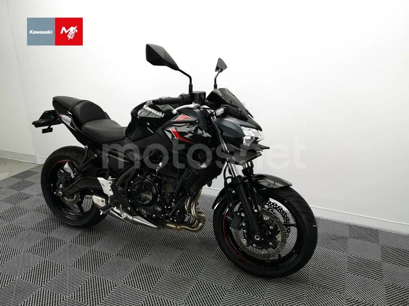 Kawasaki Z650 5549 € 2025 Barcelona - 2