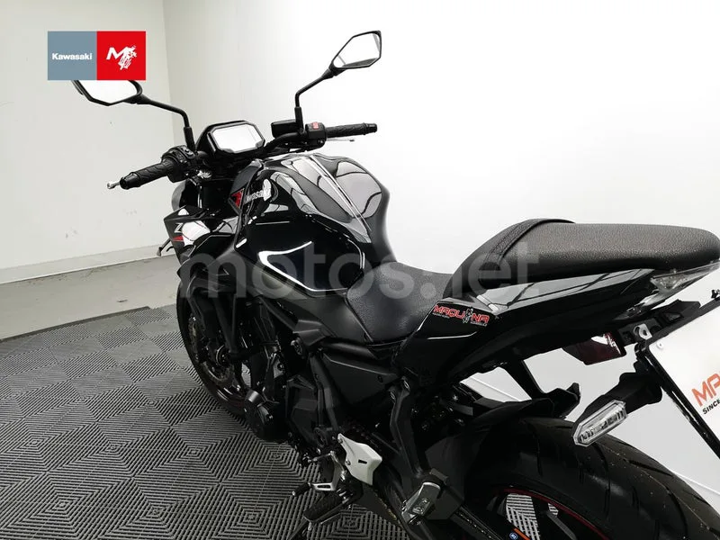 Kawasaki Z650 - Vista 18