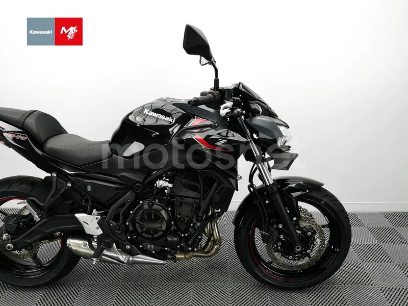 Kawasaki Z650 - Vista 6