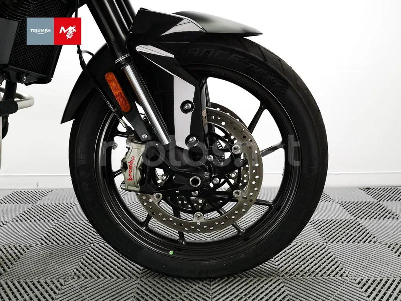 Triumph Tiger 900 - Vista 13