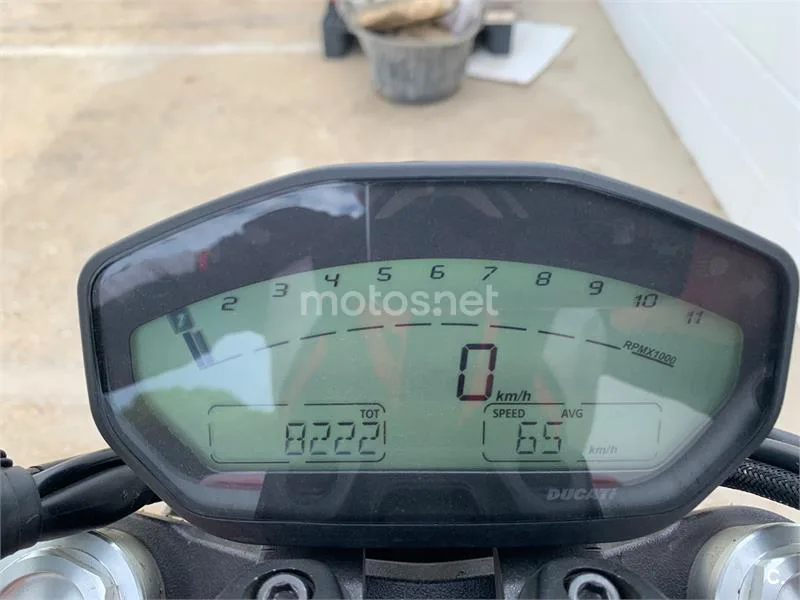 Ducati Monster 797 - Vista 4