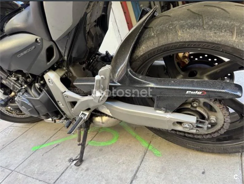 Honda CB600F Hornet - Vista 4