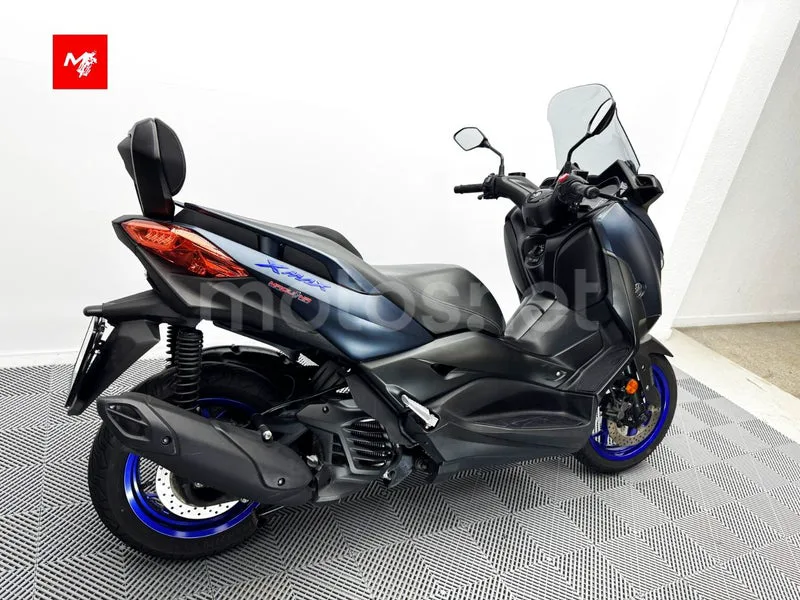 Yamaha XMAX 125 - Vista 4