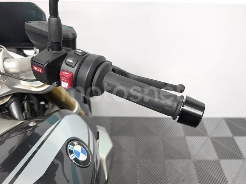 BMW R 1250 R - Vista 12