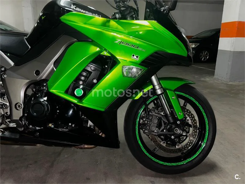 Kawasaki Z1000 SX - Vista 3