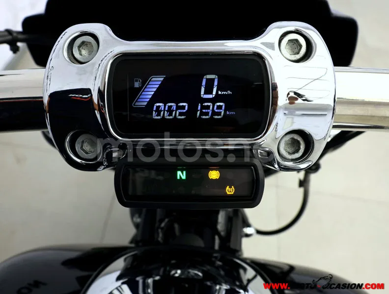 Harley-Davidson Breakout - Vista 6