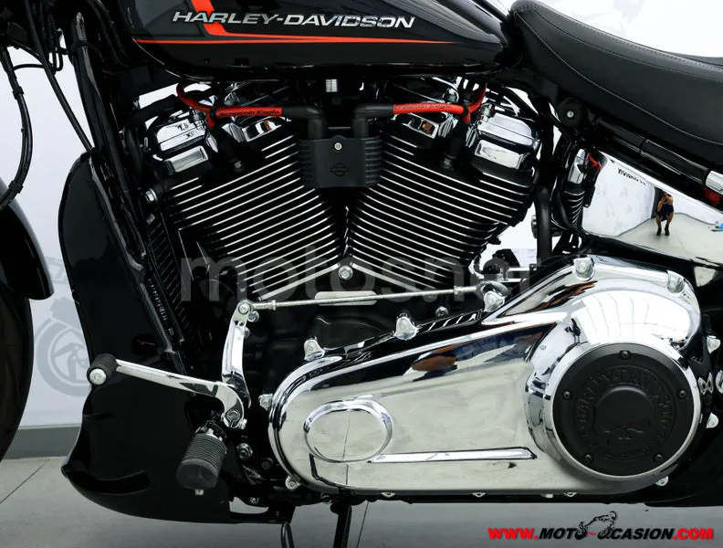 Harley-Davidson Breakout - Vista 10
