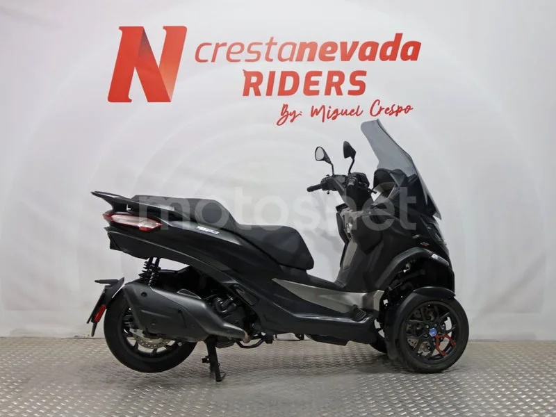 Piaggio MP3 530 Exclusive - Vista 11
