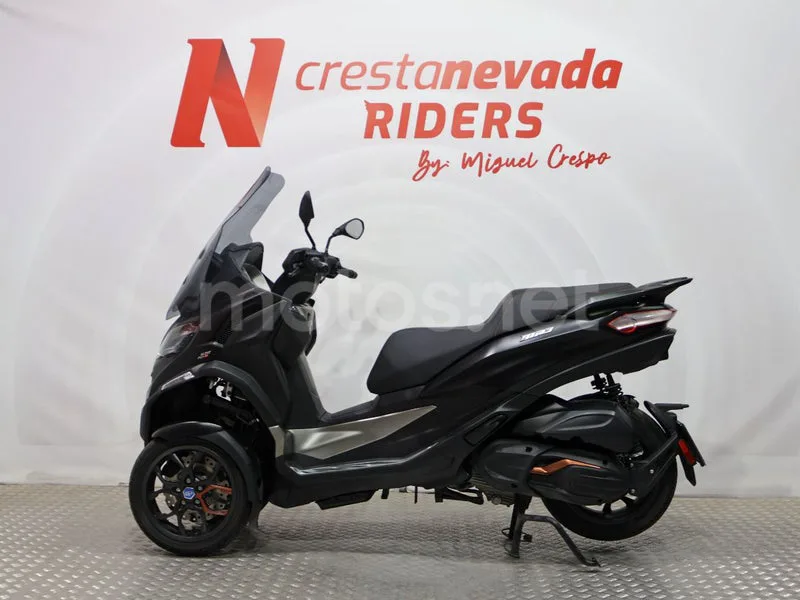 Piaggio MP3 530 Exclusive - Vista 3