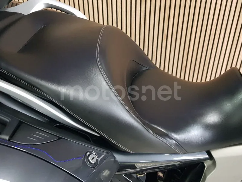 BMW K 1600 GTL - Vista 7
