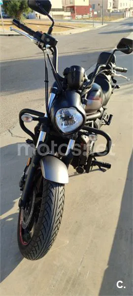 Kawasaki Vulcan S - Vista 25