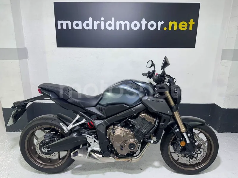 Honda CB650R 6990 € 2023 Madrid - 2