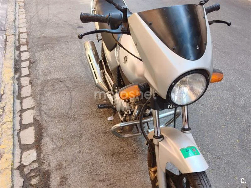 Yamaha YBR125 - Vista 5