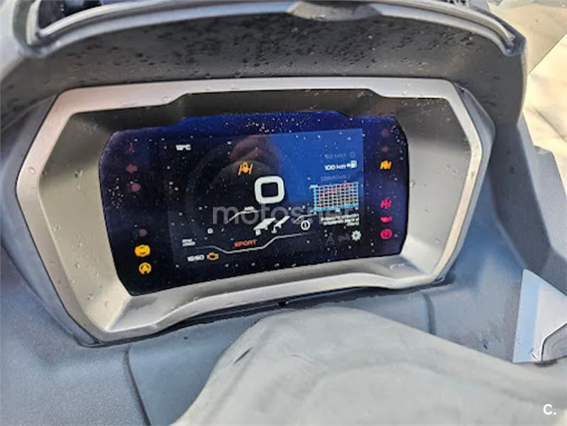 Piaggio MP3 - Vista 13
