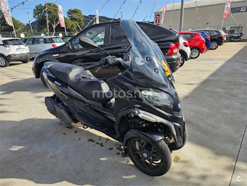 Piaggio MP3 - Vista 4