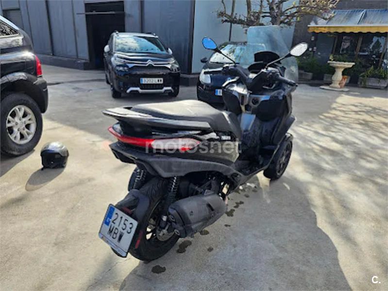 Piaggio MP3 - Vista 6