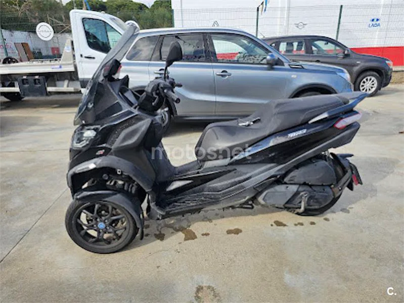 Piaggio MP3 - Vista 8