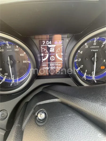 Yamaha TMAX 560 - Vista 10