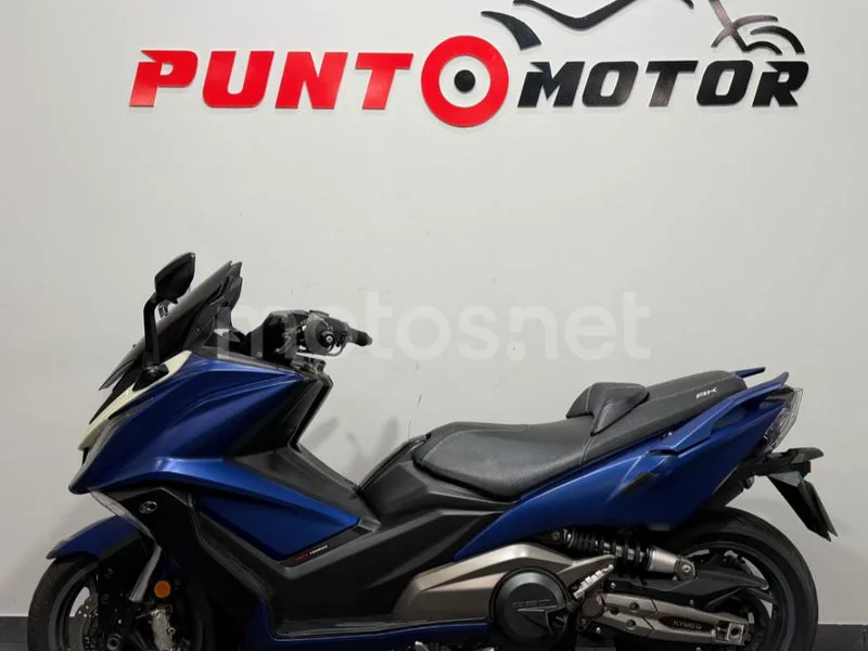 Kymco AK 550 - Vista 4