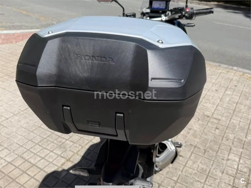 Honda X-ADV - Vista 5