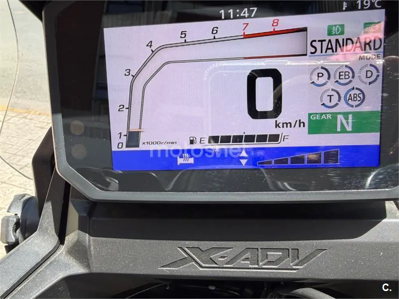 Honda X-ADV - Vista 7