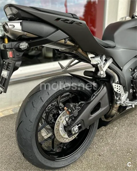 Honda CBR600RR - Vista 4