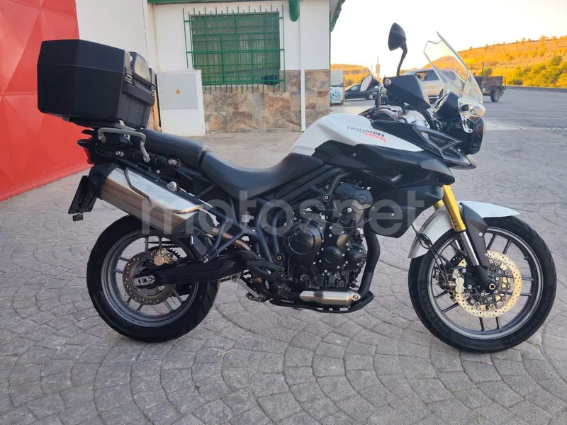 Triumph Tiger 800 - Vista 17