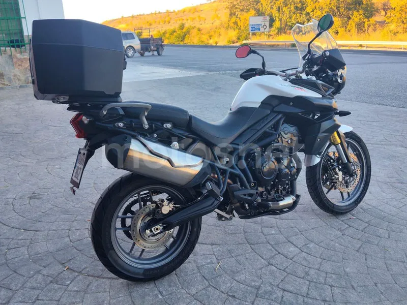 Triumph Tiger 800 - Vista 18