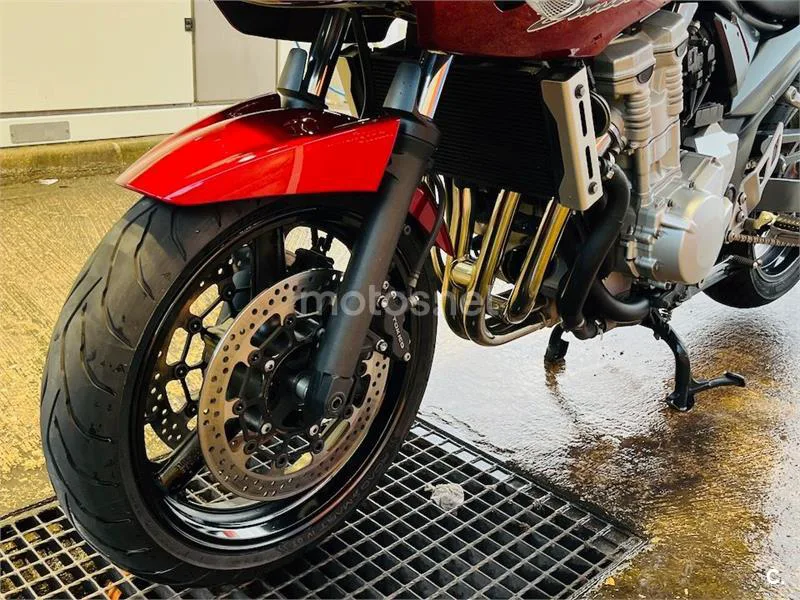 Suzuki Bandit 650S - Vista 6