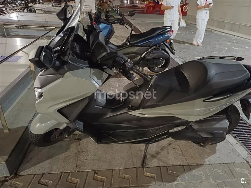 Honda Forza 350 4000 € 2022 Barcelona - 1