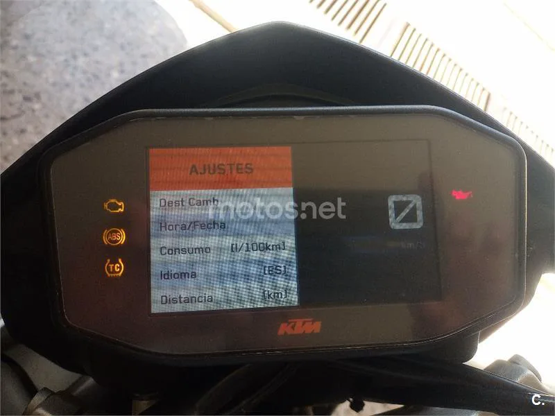 KTM 690 Duke - Vista 6