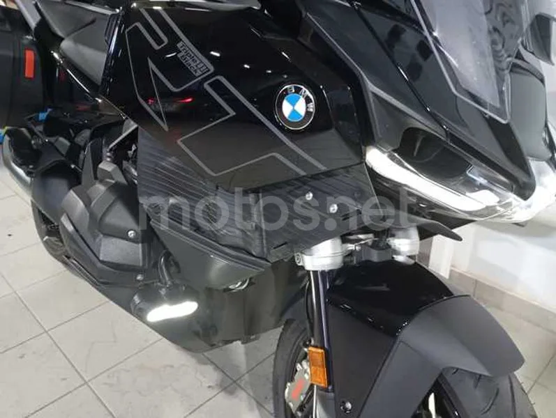 BMW R 1300 RT - Vista 13