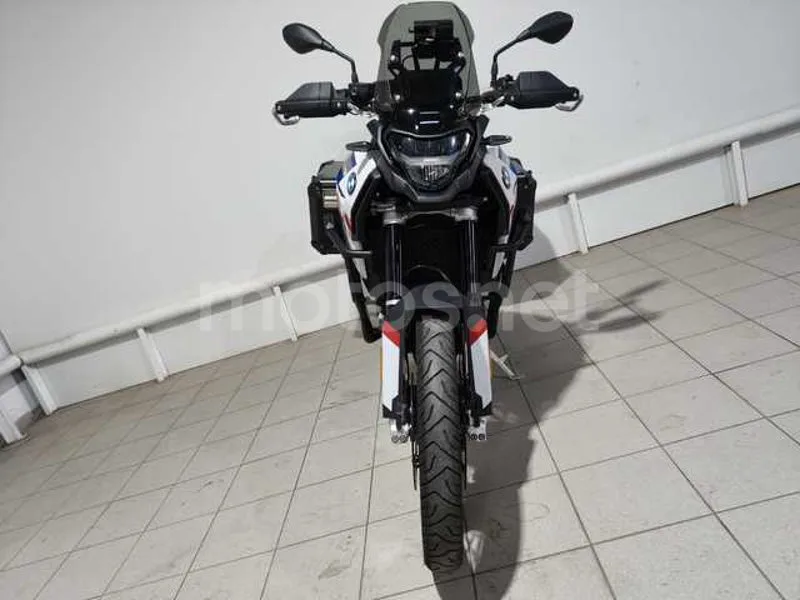 BMW F 900 GS - Vista 3