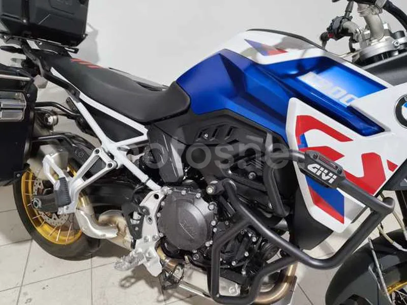 BMW F 900 GS - Vista 7