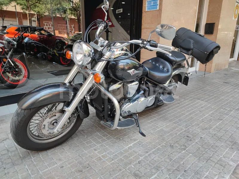 Kawasaki VN900 Classic - Vista 3