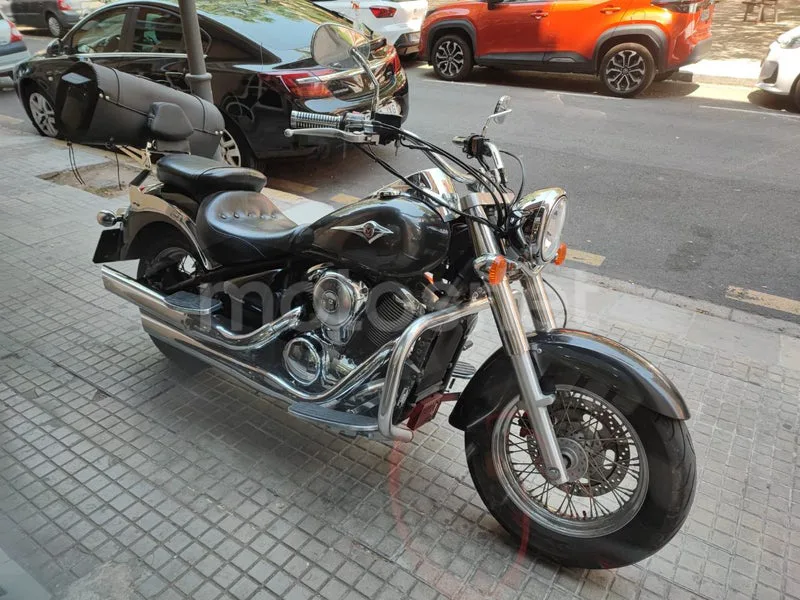 Kawasaki VN900 Classic - Vista 8