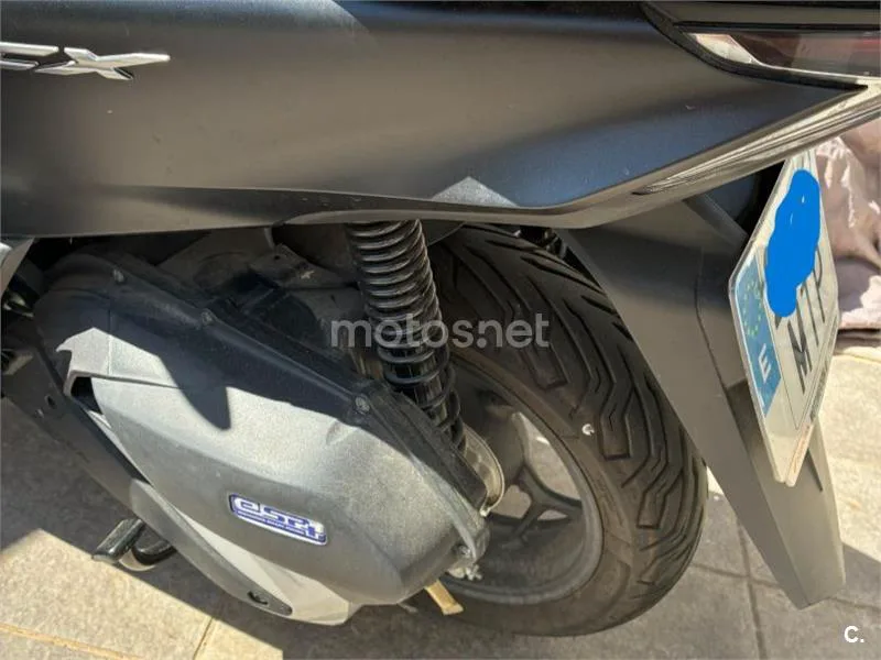 Honda PCX125 - Vista 3
