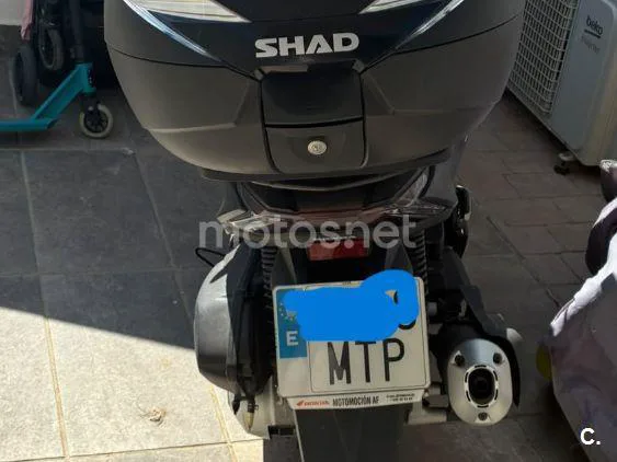 Honda PCX125 - Vista 5