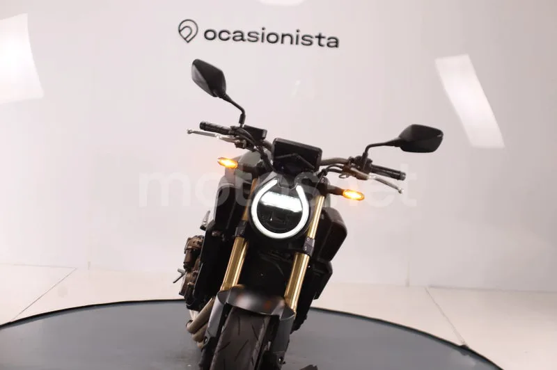 Honda CB650R - Vista 7