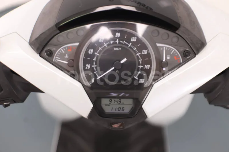 Honda SH125i - Vista 6